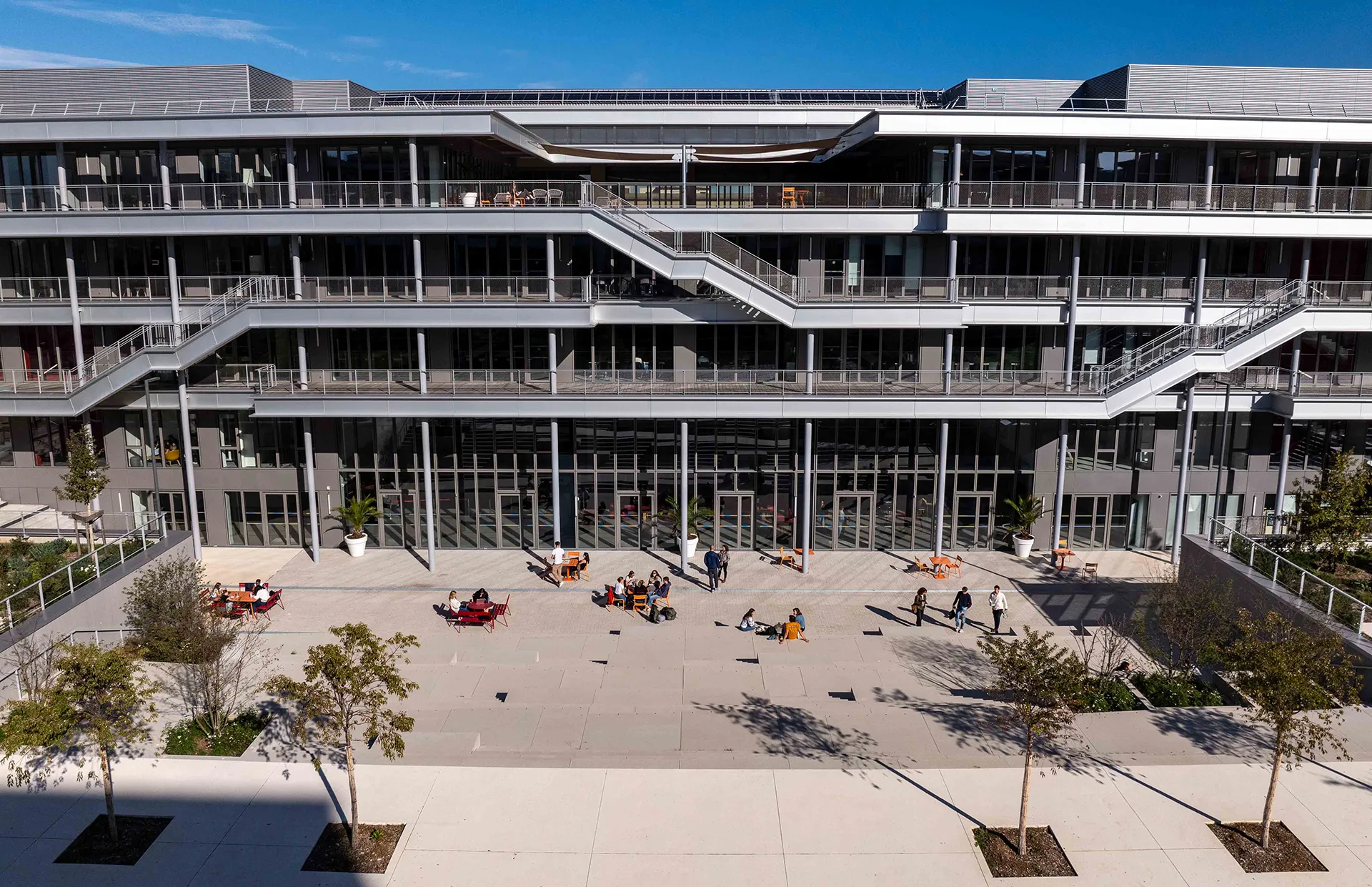 campus-emlyon campus-emlyon